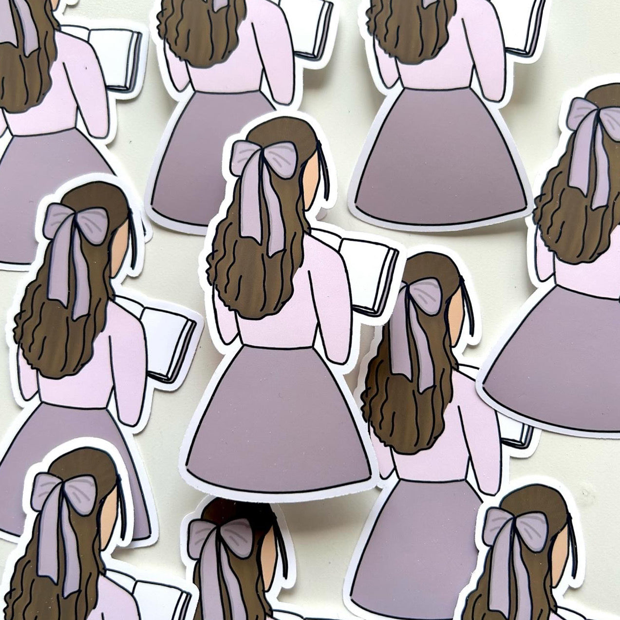 Reading girl - die cut